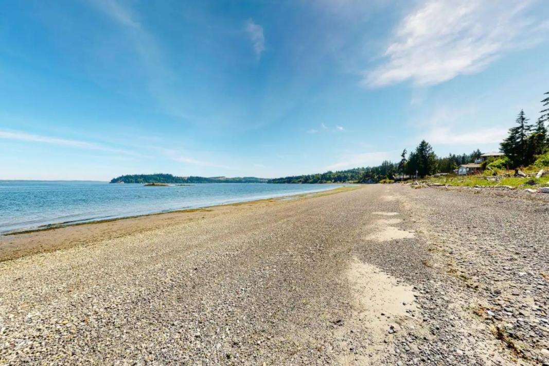 Puget Sound Chic Romantic Cottage With Private Beach Access & Gated Entry Port Ludlow Bagian luar foto