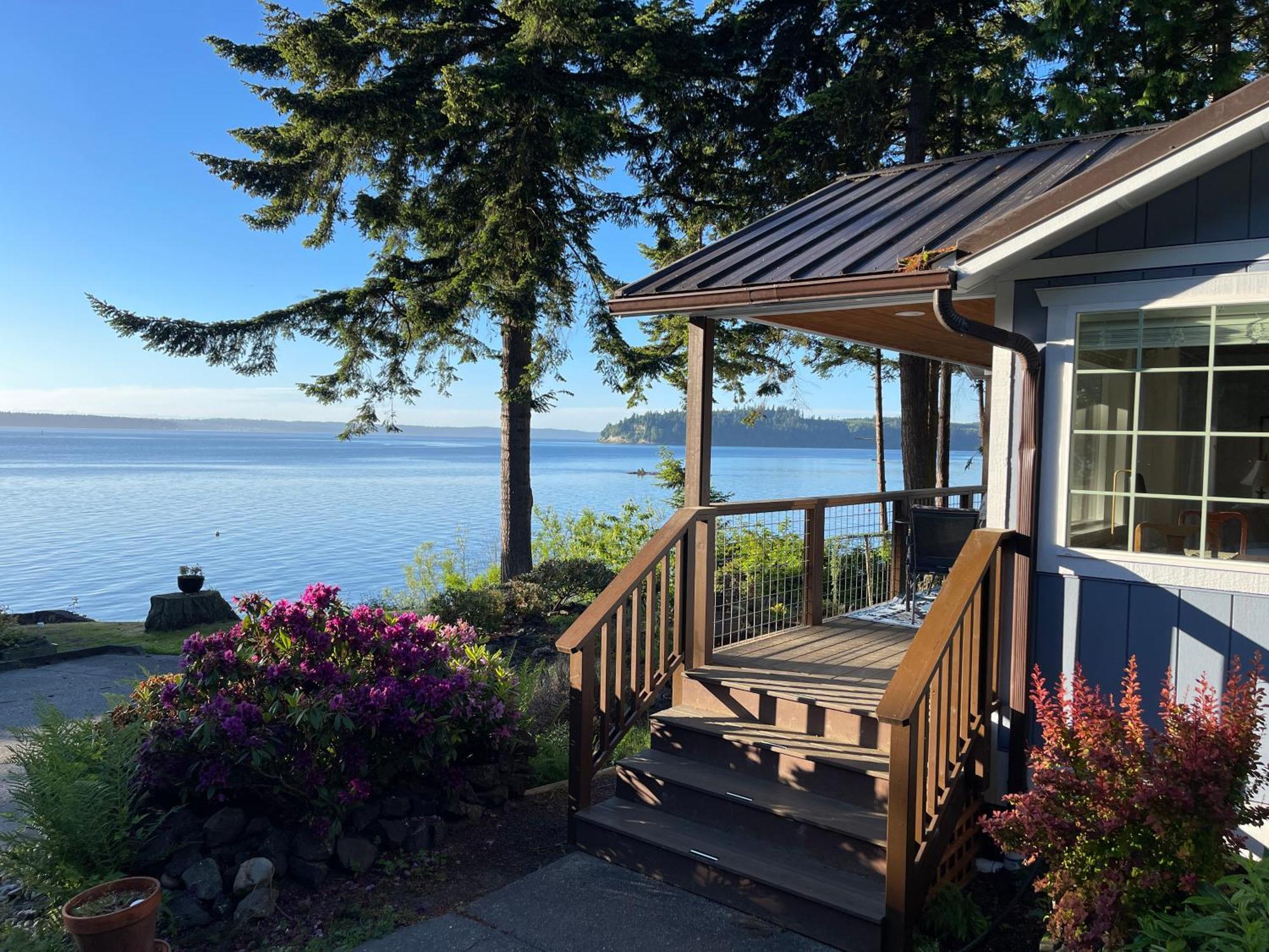Puget Sound Chic Romantic Cottage With Private Beach Access & Gated Entry Port Ludlow Bagian luar foto