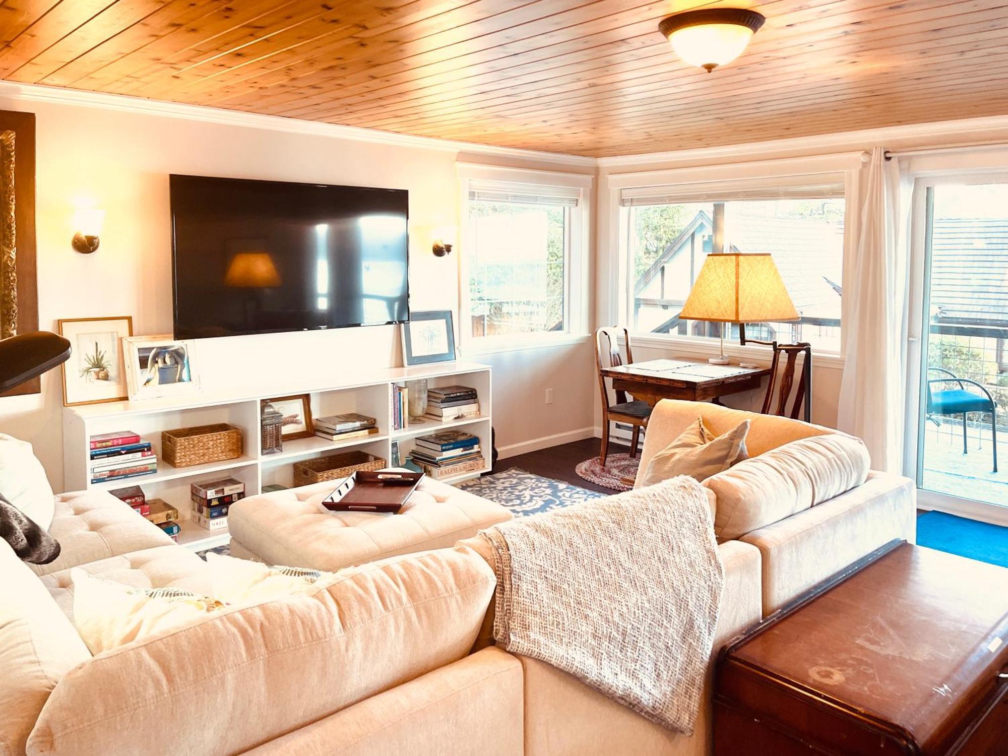 Puget Sound Chic Romantic Cottage With Private Beach Access & Gated Entry Port Ludlow Bagian luar foto