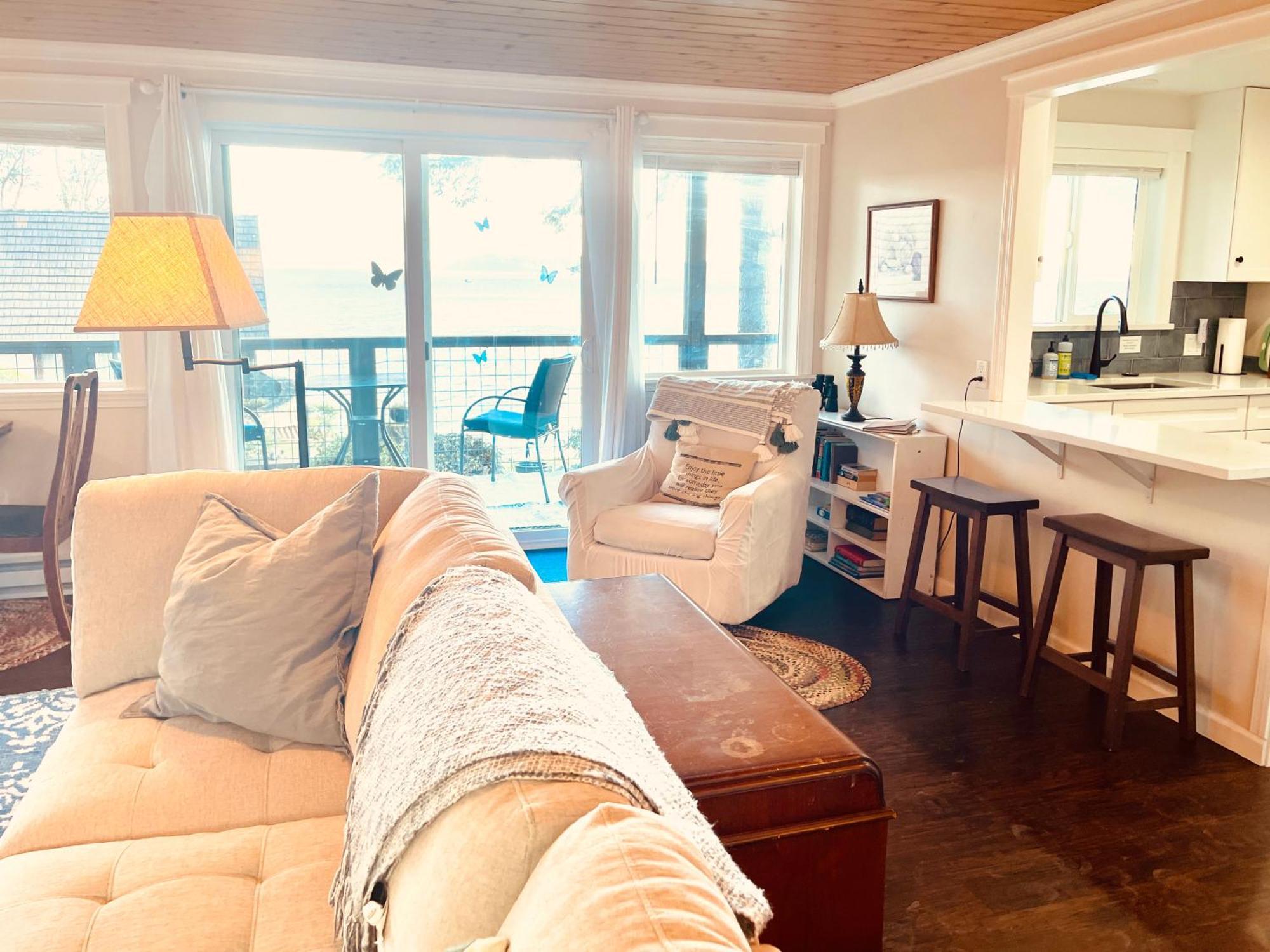 Puget Sound Chic Romantic Cottage With Private Beach Access & Gated Entry Port Ludlow Bagian luar foto