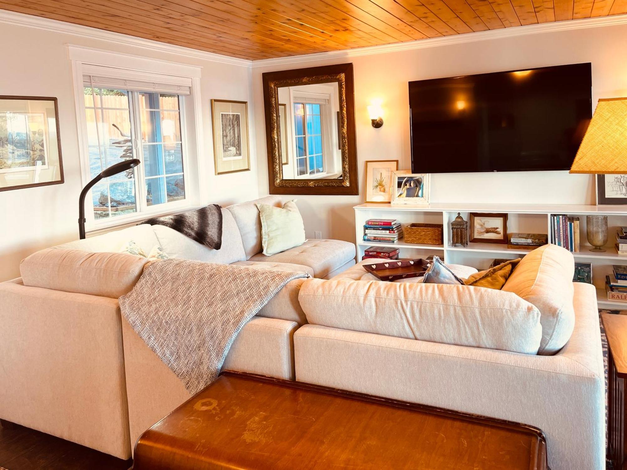 Puget Sound Chic Romantic Cottage With Private Beach Access & Gated Entry Port Ludlow Bagian luar foto